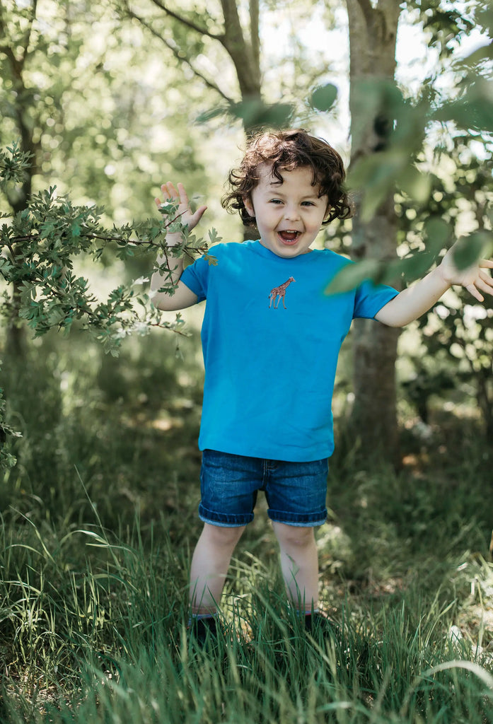 giraffe childrens t-shirt Big Wild Thought