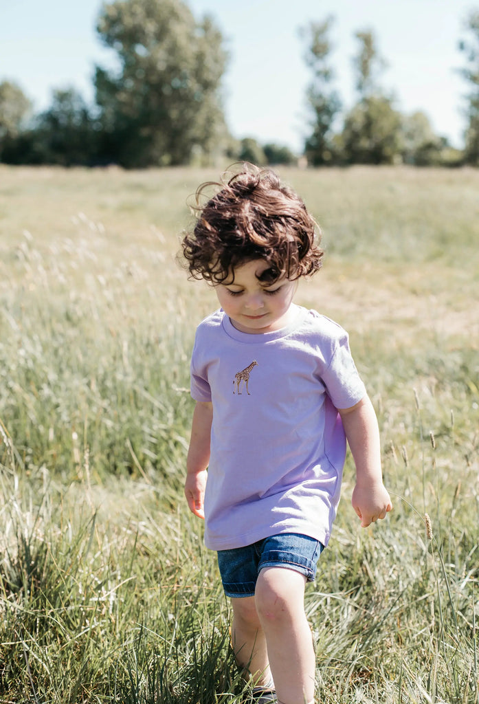 giraffe childrens t-shirt Big Wild Thought