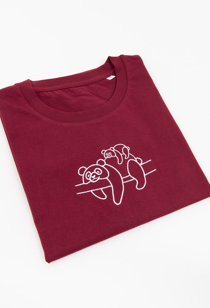 family of giant pandas unisex cropped t-shirt Big Wild Thought