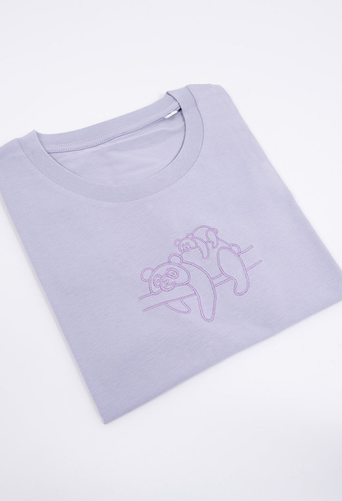 family of giant pandas unisex cropped t-shirt Big Wild Thought