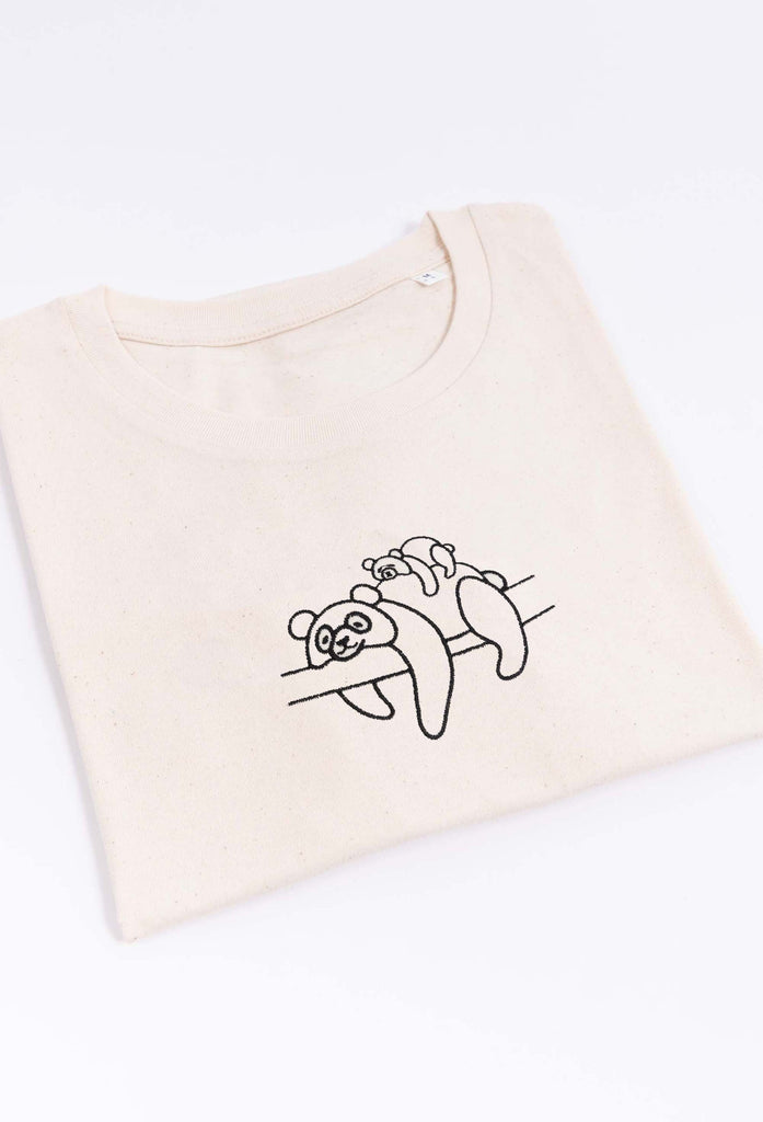 family of giant pandas unisex cropped t-shirt Big Wild Thought