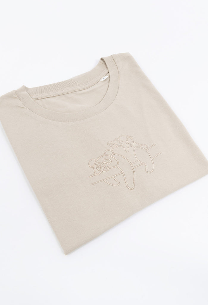 family of giant pandas unisex cropped t-shirt Big Wild Thought