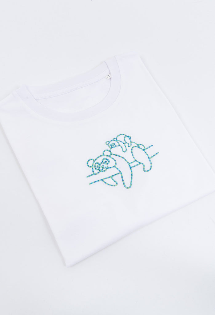 family of giant pandas unisex cropped t-shirt Big Wild Thought
