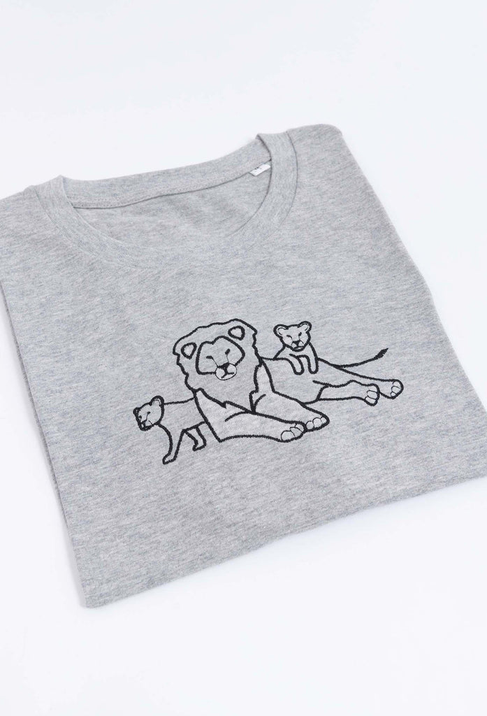 family of lions unisex t-shirt Big Wild Thought