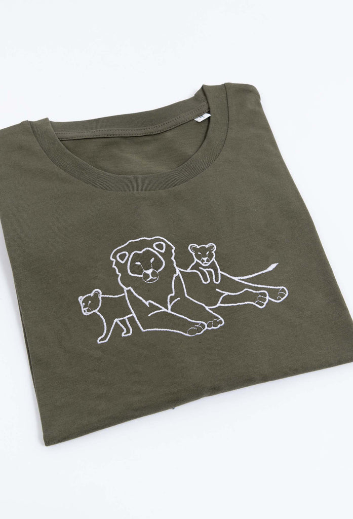 family of lions unisex t-shirt Big Wild Thought