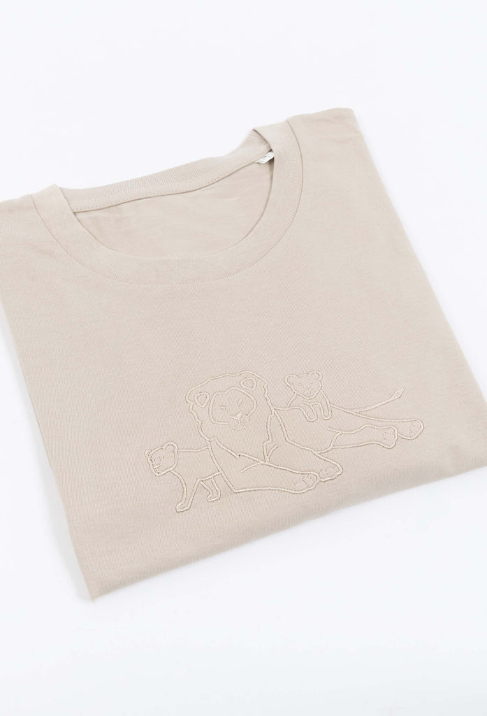 family of lions unisex t-shirt Big Wild Thought