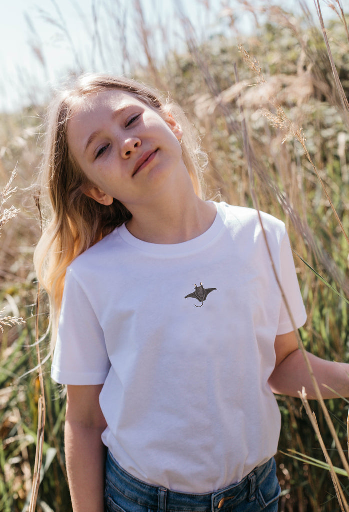 manta ray childrens t-shirt Big Wild Thought