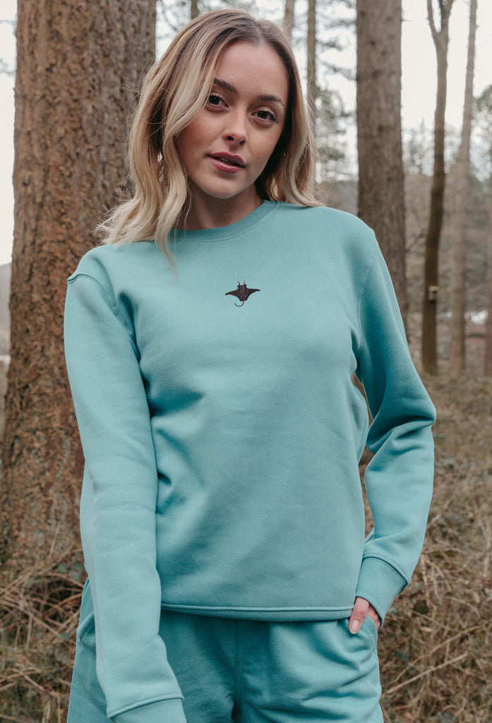 manta ray womens sweatshirt Big Wild Thought