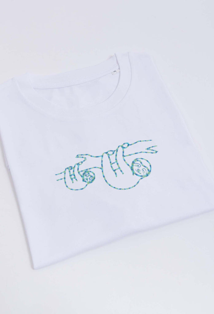 family of sloths unisex t-shirt Big Wild Thought